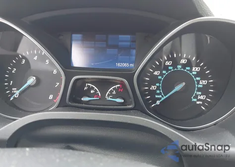 2015 Ford Escape S из США, поврежденный, VIN 1FMCU0F77FUB91239